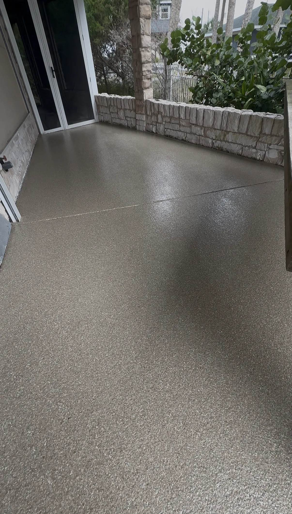 Pool Deck Coating in Florida: Cool-Touch Options That Survive UV and Chlorine